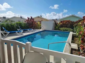 Immaculate villa with private pool - Image 3