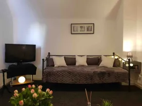 2-room old building apartment in Neumünster - Image 4