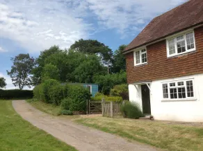 Court Lodge Cottage - Image 2