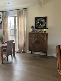 Cheerful 3 Bdrm 3.5 Bath Oxford home 3 Queen Beds - Image 2