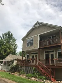 3 BR lakeview home - Image 3