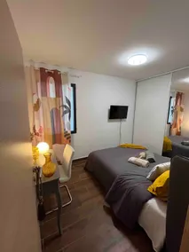 Beautiful T2 on the ground floor of a villa, sea view with pool 2 - Image 3