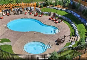 Luxury Quiet & Cozy/Pool/Free Park/Fire Place - Image 4