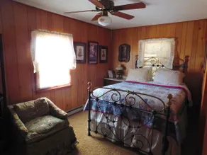 Secluded cottage overlooking scenic Ozark River - Image 4