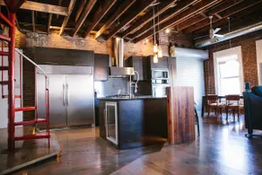 WestBrick Luxury Loft - Image 3