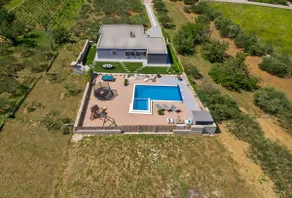 Luxury Villa,private pool, sauna,Jacuzzi,near Split - Image 4