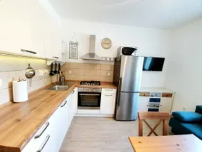 New & Cozy apartment Lana - Image 3