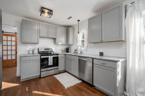 Charming 3BR 2BA Fully Renovated near DWNTN & MTSU - Image 3