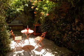 Historic Piazza House & Romantic Hidden Garden - Image 3