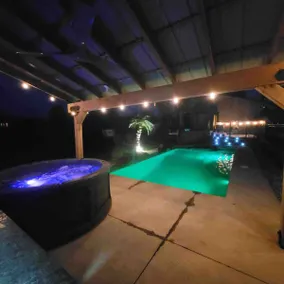 Ultimate Gamers Retreat, Arcade, pool & Hot Tubs - Image 3