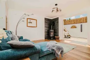 Dog friendly Cottage with EV charger & Hot Tub - Image 5