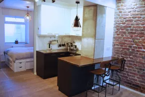 Jordan Suite Executive Furnished Apartment - Image 3