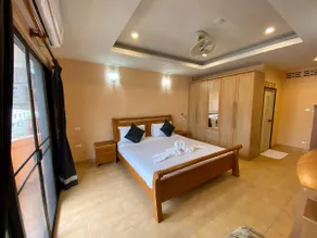 Guesthouse in heart of Patong Beach - Image 5
