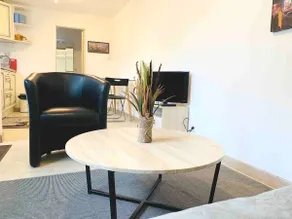 Guests House🏡Zen🎋Clean F2 Wifi🗼/🛩CDG 20mn🚘 - Image 4