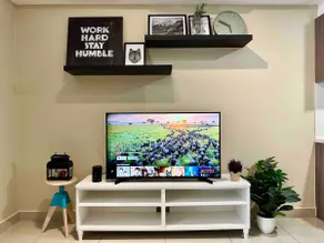 2- A607 Amalfi Studio | Hyve Cyber| WiFi & Netflix| - Image 3