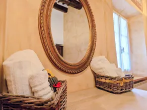 AURA Garbino apartment in the historic center - Image 2