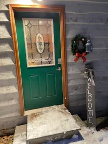 Cozy Small House Close to Downtown - Image 3