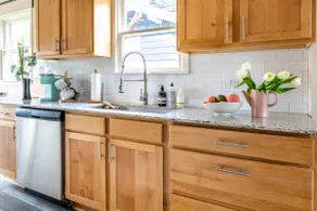 Bohemian Relaxity - 2BR in the Paseo Arts District - Image 3