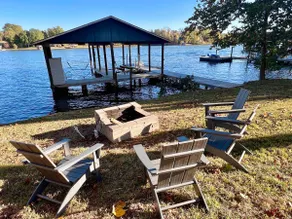 Waterfront Cottage on Watts Bar Lake, View + Dock - Image 3
