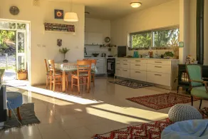 Rosh Pinna Home with a View - Image 4
