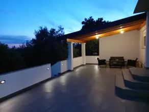 House Mia - Image 5