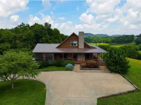 Views! Views! Views! Arbuckle Creek Retreat - Image 3