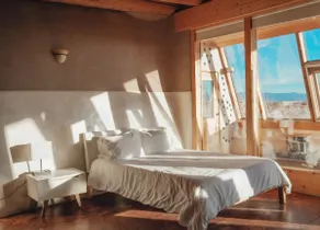 Taos Mesa Studio Earthship - Image 4