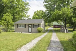 Cozy Countryside Home 20 Min from Pigeon Forge Ex - Image 2