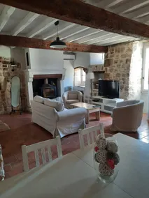 Historic charm & comfort in the heart of Donzère - Image 3