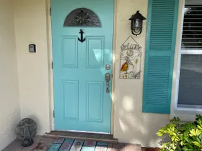 Beautiful Beach Cottage - Image 4