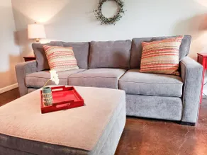 Hollywood House - Relaxing Haven 4 mins from OU! - Image 4