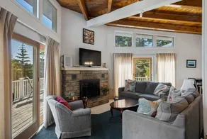 Charming Condo auf dem Radweg, Minuten nach Petoskey und Harbor Springs! - Image 2