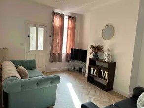 74 Ashby House 3 bed townhouse - Image 2