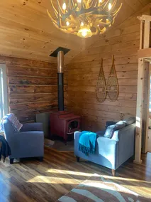 Cozy 1-bedroom log cabin in the mountains - Image 4