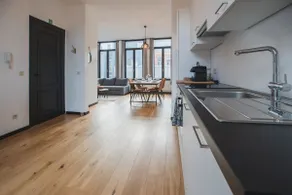 Spacious 6-Guest Antwerp Duplex + Free parking - Image 2