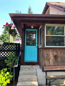 Rosie’s Eastside Garden Bungalow - Image 3