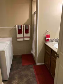 Cozy barndo/apt w covered parking near Ft. Sill - Image 4