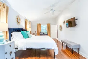Newly Renovated Guest Suite with Exterior Entrance - Image 3