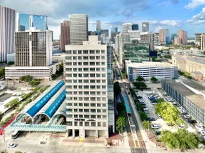 Downtown Skyline| High-Rise Condo | Rooftop Pool - Image 3