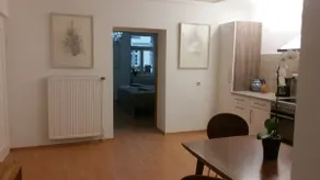 Apartment in historic Baroque town - Image 3