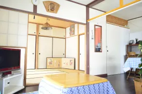 A house where you can have a stay that feels like you're living there [There is another Airbnb in the same location] - Image 4