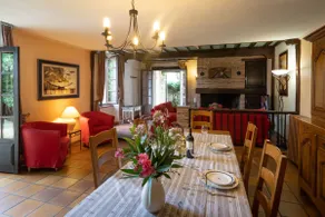 Superb 19th C. Farmhouse in extensive grounds, near Pyrenées, Pau and Lourdes - Image 5