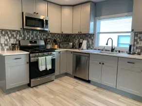 Newly Renovated 2 BR downtown Apt, family getaway. - Image 4