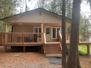 Cottage on Beautiful lake Temiskaming - Image 2