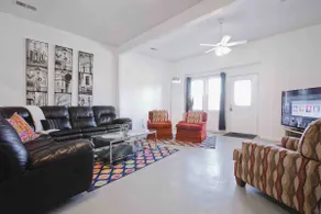Beale 2 bks, 1st FLOOR 5000 sqft 11 beds + parking - Image 5