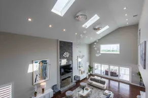 Lago-Mar luxury modern waterfront home - Image 3