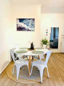 Bondi Beach Coastal Living - Image 3