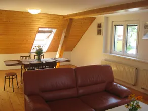 Private house, fully equipped, safe parking - Image 4