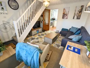 Beautiful 2 Bedroom House in Quiet Location - Image 3