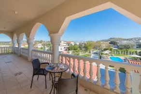 Evelyn Villa - Image 3